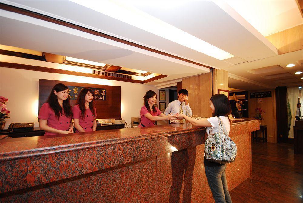 The Enterpriser Hotel Тайчжун Экстерьер фото