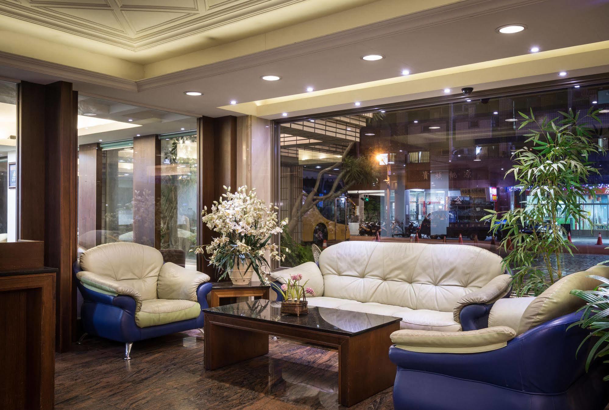 The Enterpriser Hotel Тайчжун Экстерьер фото