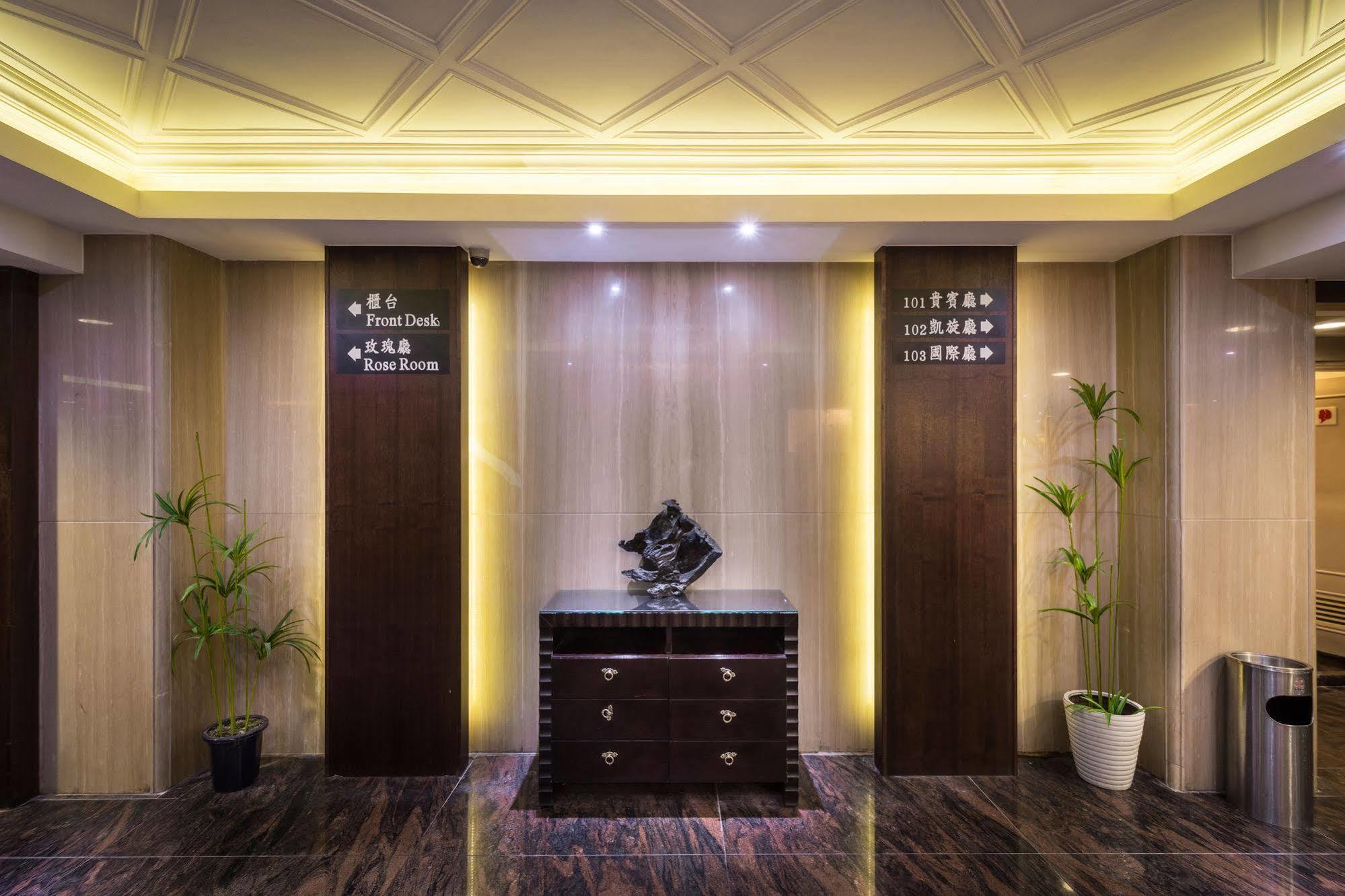 The Enterpriser Hotel Тайчжун Экстерьер фото