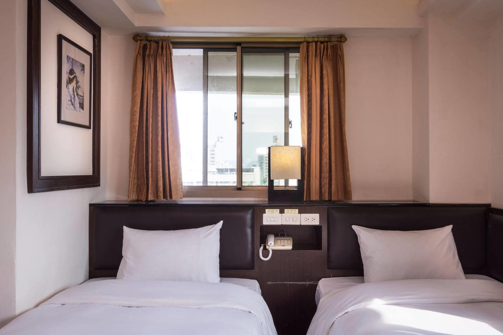 The Enterpriser Hotel Тайчжун Экстерьер фото